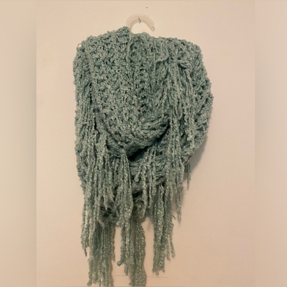 Teal Infinity Scarf - Picture 2 of 9